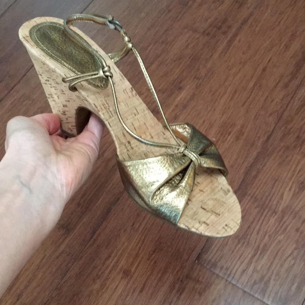 Bronze high heel Wedges sandals - Picture 3 of 8